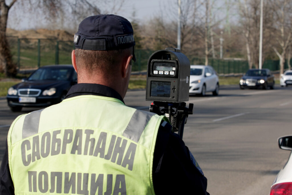 POLICIJA POČELA DA ODUZIMA AUTOMOBILE: Stroge kazne za OVAJ prekršaj, Leskovčanin prvi „platio cenu“