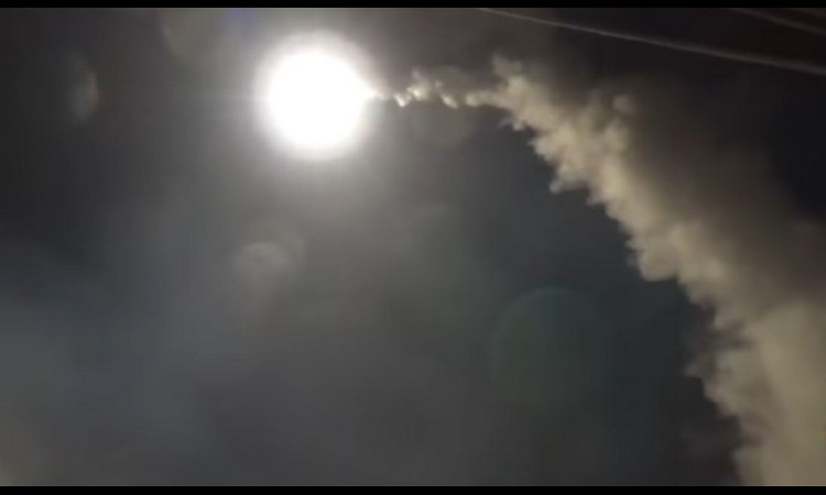 RUSIJA: Balistička raketa „bulava“ testirana sa podmornice!