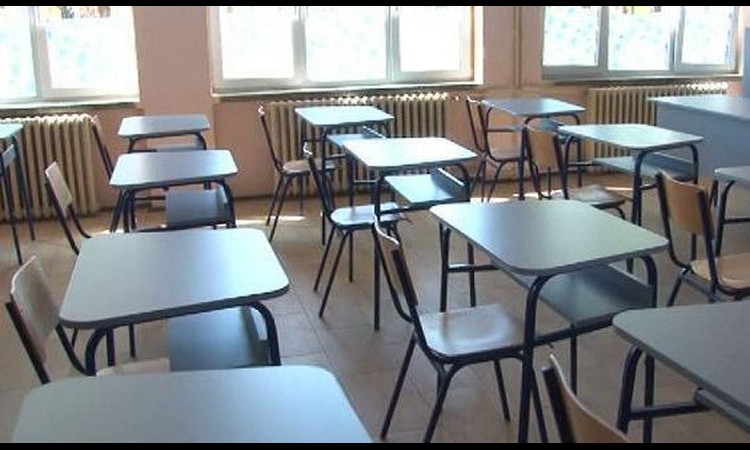 OPSADNO STANJE U HRVATSKOJ ŠKOLI: Učiteljica se sa đacima zaključala u učionicu zbog devetogodišnjaka, reagovala i POLICIJA