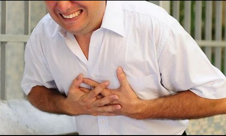 ALARM ZA UZBUNU! Ovi simptomi srčanog udara se javljaju mesec dana ranije