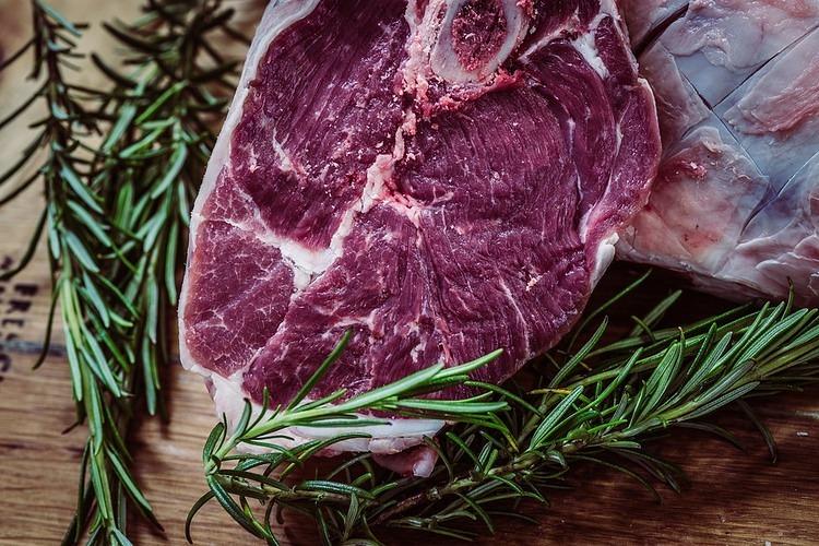 DANSKA RAZMATRA : etički predlog za uvođenje poreza na crveno meso