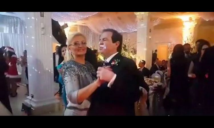 Zavirite u SVADBU veka: Ovako je BOGOLJUB KARIĆ udao svoju mezimicu! (foto galerija)