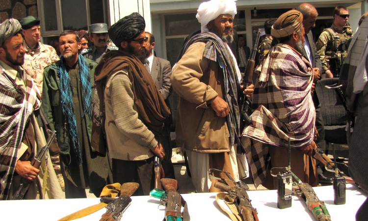 TALIBANI NAPRAVILI HAOS: Ubili 12 policajaca i oteli nekoliko desetina ljudi!