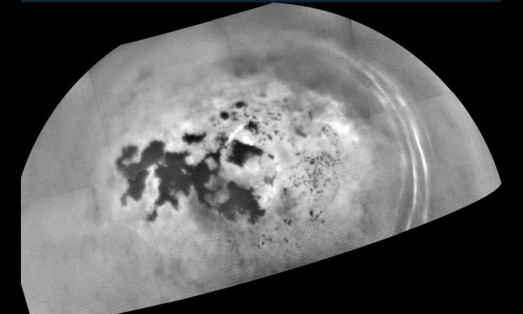 MAGIČNA OSTRVA SATURNOVOG MESECA: Otkrivena tajna nestajućih područja na Titanu!