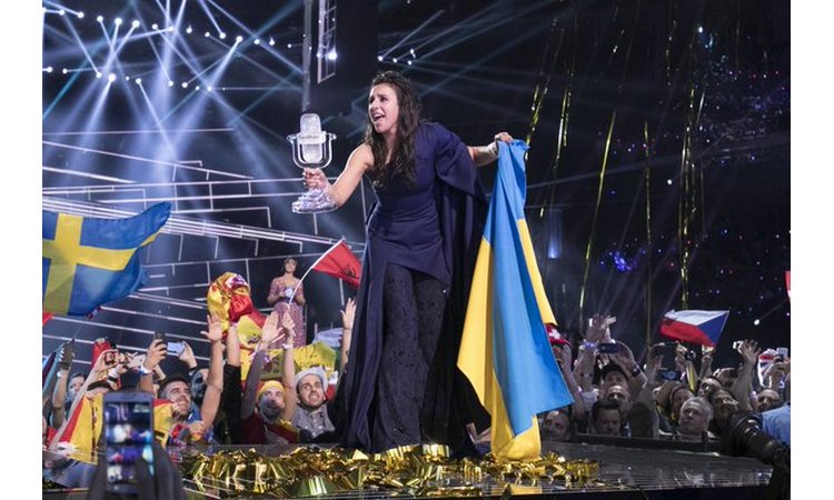 UKRAJINA SLAVILA: Džamala odnela pobedu na Evroviziji