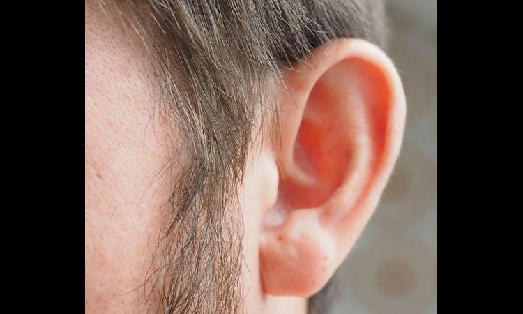 ZAŠTO UŠI RASTU: Šta znači kada vam uši s godinama postaju veće?