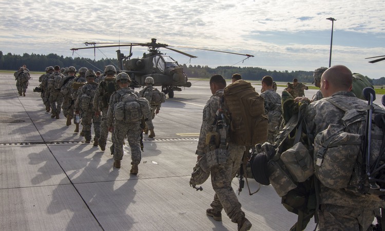 BRITANSKI MINISTAR: NATO šalje dodatne trupe ka Istočnoj Evropi