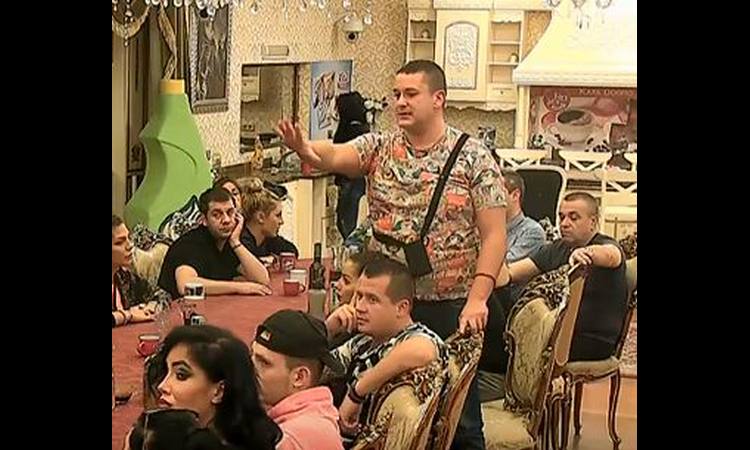 OTKRIVENE VUKOVE LAŽI: On nikada nije bio predsednik opštine!