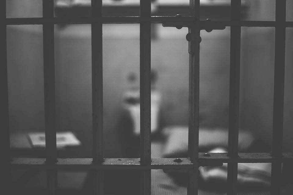 eps zatvor kazna prison police policija pixabay