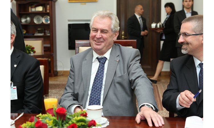 ZEMAN SUTRA U BEOGRADU: Predsednik Čekše u zvaničnoj poseti glavnom gradu Srbije, Vučić domaćin!