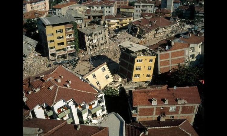 TRESLA SE BOSNA: Zemljotres pogodio Sarajevo!
