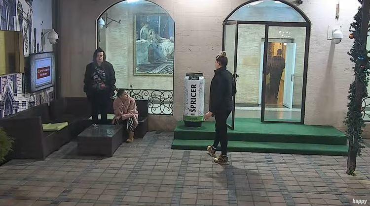 BOŽE ŠTA JE URADILA SEBI! Svi su prestravljeni! (FOTO)