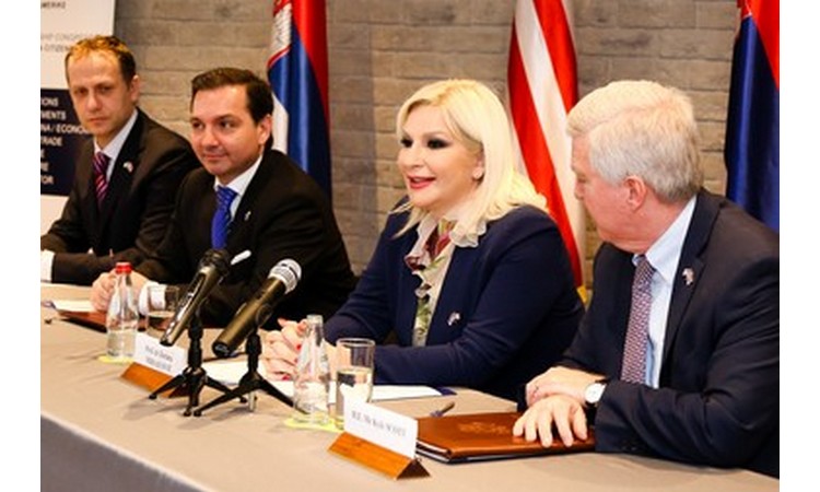 Nova era odnosa nekada dve bliske zemlje: Osnovan Kongres srpsko-američkog prijateljstva!