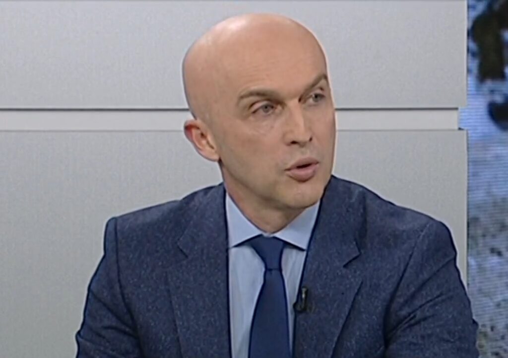 Prof. dr Srđan Perišić za „AKTUELNOSTI“: Artjomovsk je praktično pred padom, pitanje je samo da li će se ukrajinske snage povući ili će ostati i dalje tu!