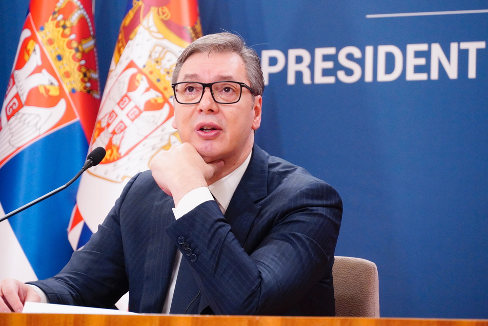 HILANDAR ĆE BITI POTPUNO OBNOVLJEN: Predsednik Vučić na Svetoj gori razgovara sa igumanom i bratstvom manastira o radovima