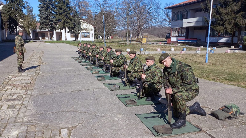 VOJSKA SRBIJE: Počela osnovna obuka vojnika decembarske klase