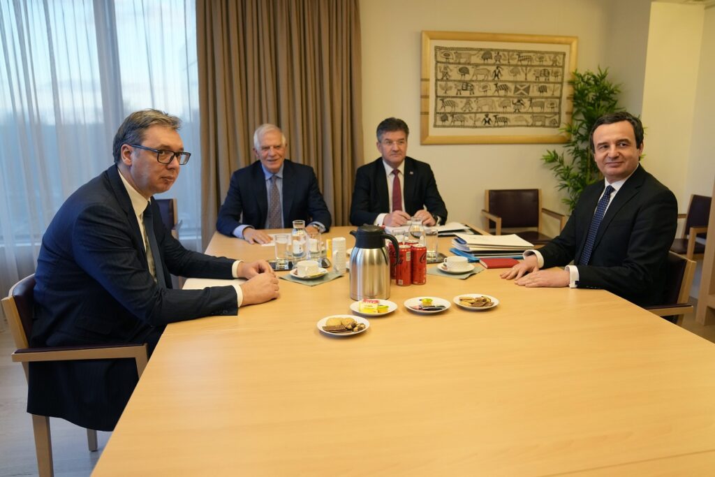 Počeo sastanak predsednika Aleksandra Vučića sa Boreljom, Lajčakom i Kurtijem!