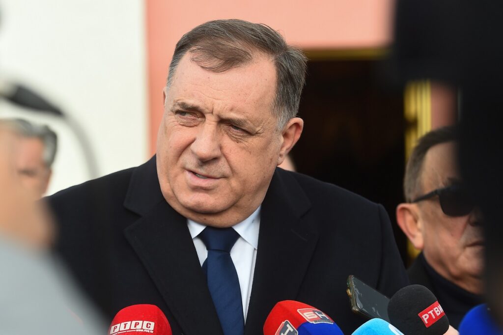 Milorad Dodik otkriva: Republika Srpska šalje 20 kamiona pomoći turskom narodu! (VIDEO)