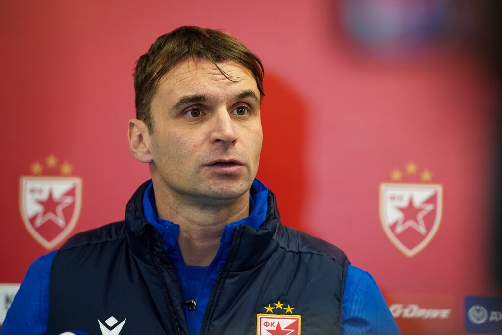 Trener fudbalera Crvene zvezde nakon remija sa Vojvodinom: „Imam osećaj da stalno ostajemo dužni navijačima!“