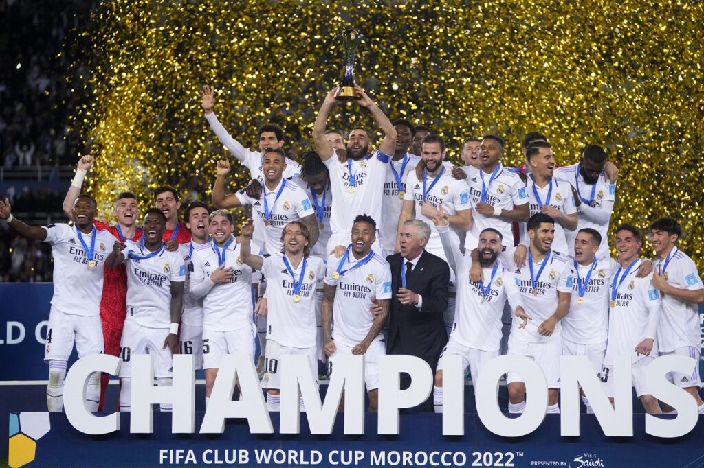 REAL MADRID OSVOJIO 100. TROFEJ Španski klub je klupski prvak sveta! (FOTO)