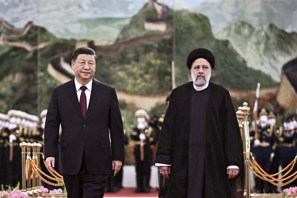 VAŠINGTON STREPI: Kina preuzima ulogu SAD na Bliskom istoku