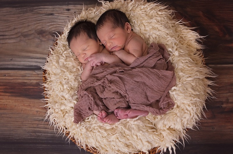 U SRBIJI IMA I LEPIH VESTI: U Novom Sadu za jedan dan rođeno 26 beba