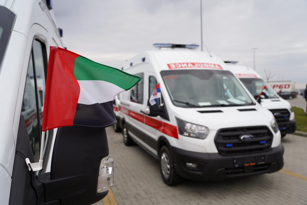 DONACIJA UAE: Sanitetska vozila za zdravstvene ustanove širom Srbije (FOTO)