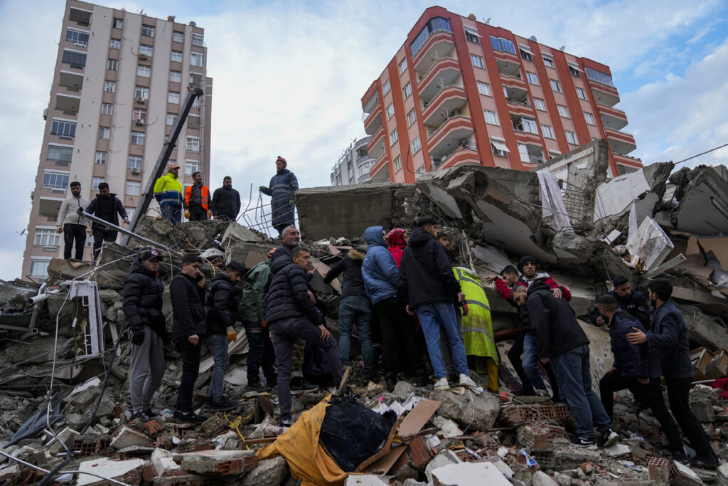 NOVI CRNI BILANS: U zemljotresima u Turskoj poginulo više od 45.000 ljudi