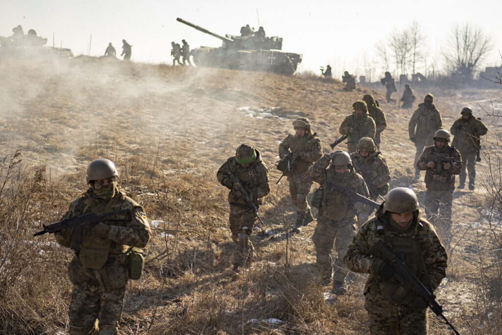 „KRITIČNO NA FRONTU“: Ukrajinska vojska prinuđena na povlačenje!