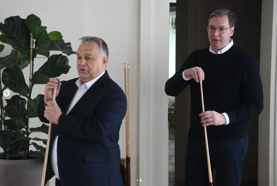 PARTIJA BILIJARA I VEČNO PRIJATELJSTVO: Orban zahvalio Vučiću! (FOTO)
