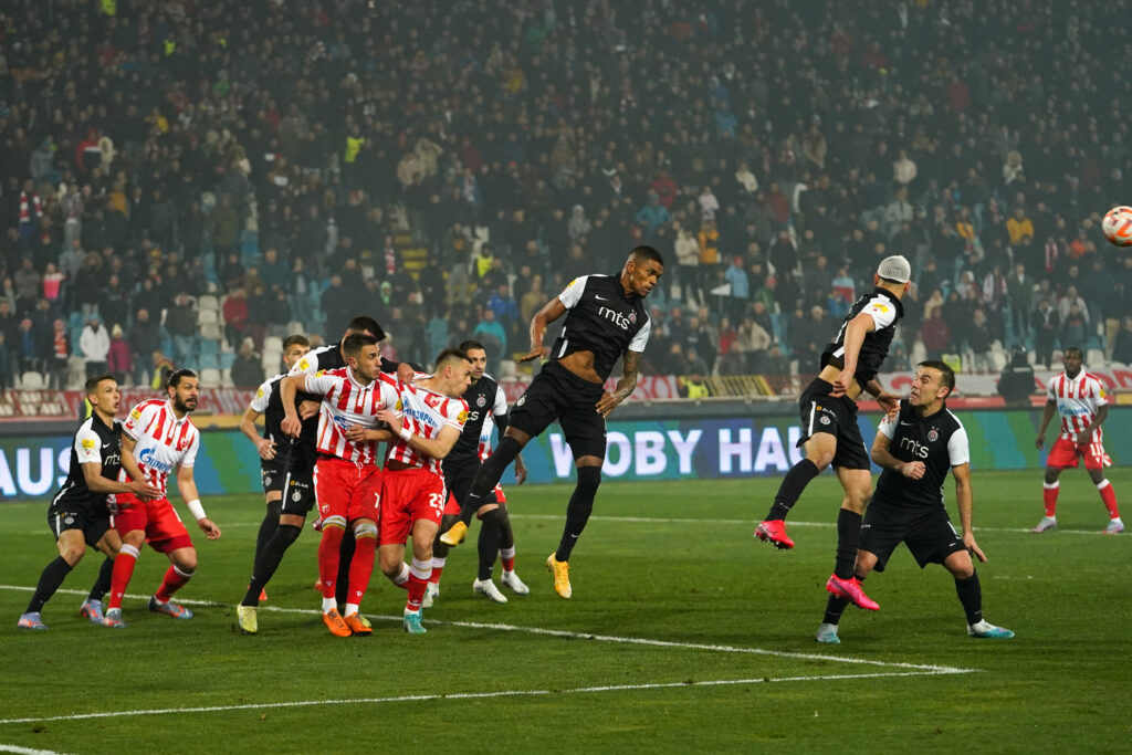 LUDNICA NA MARAKANI 173 DERBI VEČITIH : Partizan POVEO, Baždar strelac, Kanga izjednačio sa „kreča“!