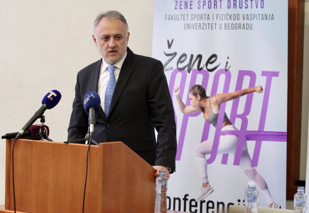 Ministar Zoran Gajić: „ŽENE SU NAŠI HEROJI NA SPORTSKIM TERENIMA“