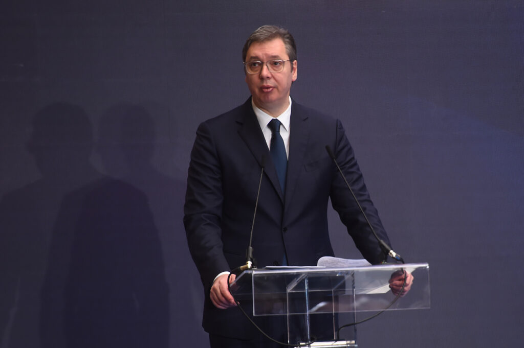 Predsednik Vučić sutra na otvaranju deonice Novi Beograd-Surčin