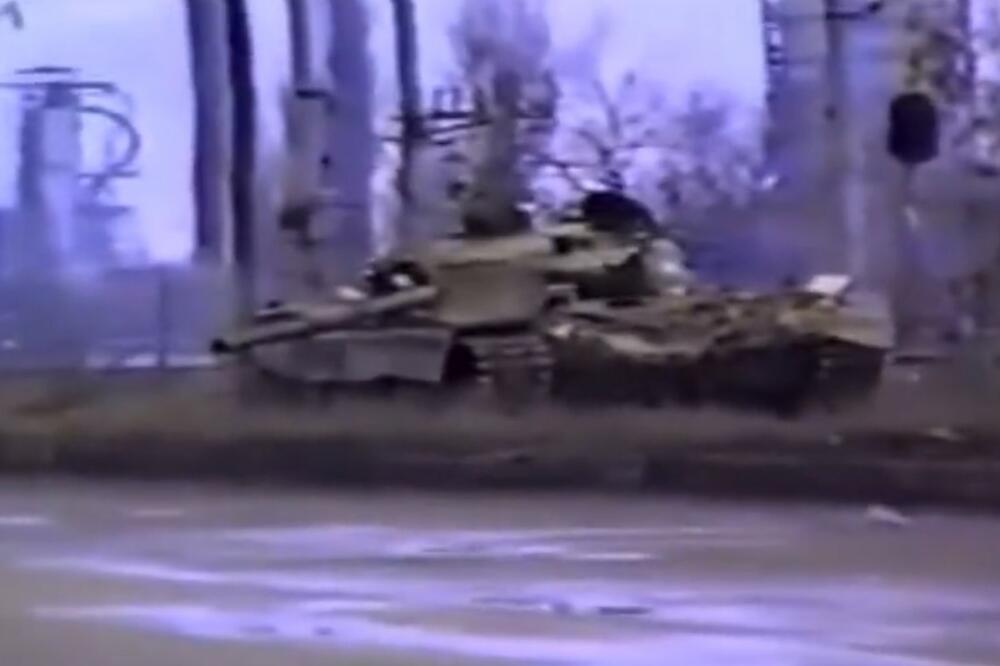 TRAGEDIJA 131.MAJAKOPSKE BRIGADE U PRVOM ČEČENSKOM RATU: Kako je redov Šančev nišandžija na tenku T-72 spasao od smrti saborce!