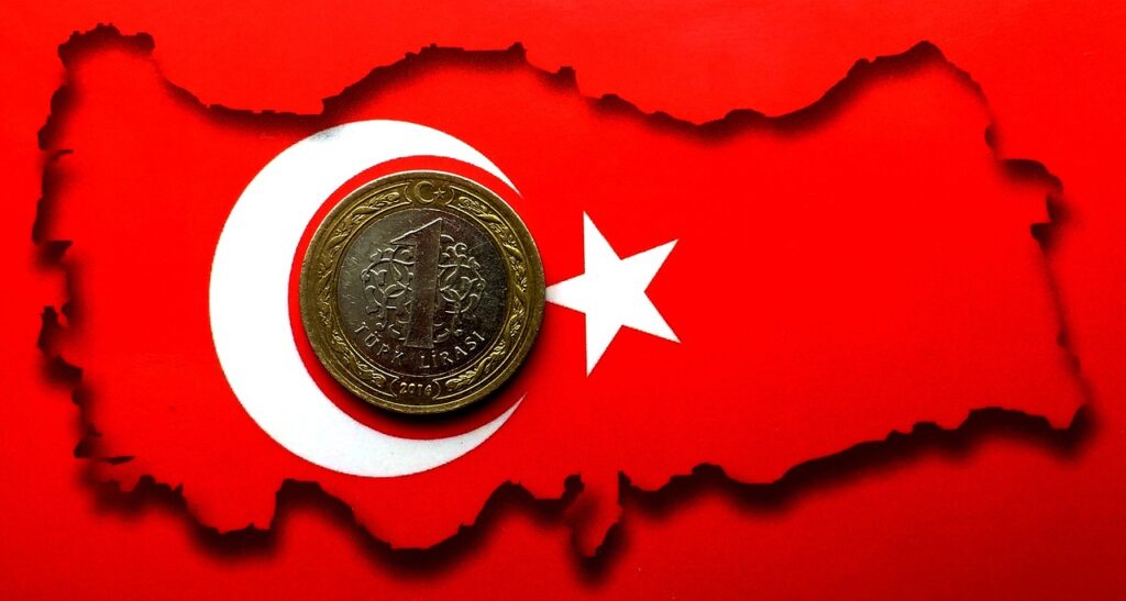 LIRA PADA SVE NIŽE: Turska pred bankrotom!