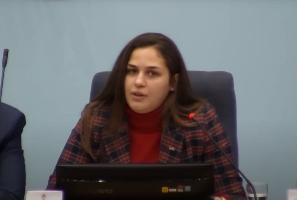 „JESAM HRVATICA, ALI MOJ PREDSEDNIK NIJE MILANOVIĆ, NEGO DODIK“: Potpredsednica Narodne skupštine Republike Srpske zapalila region izjavom