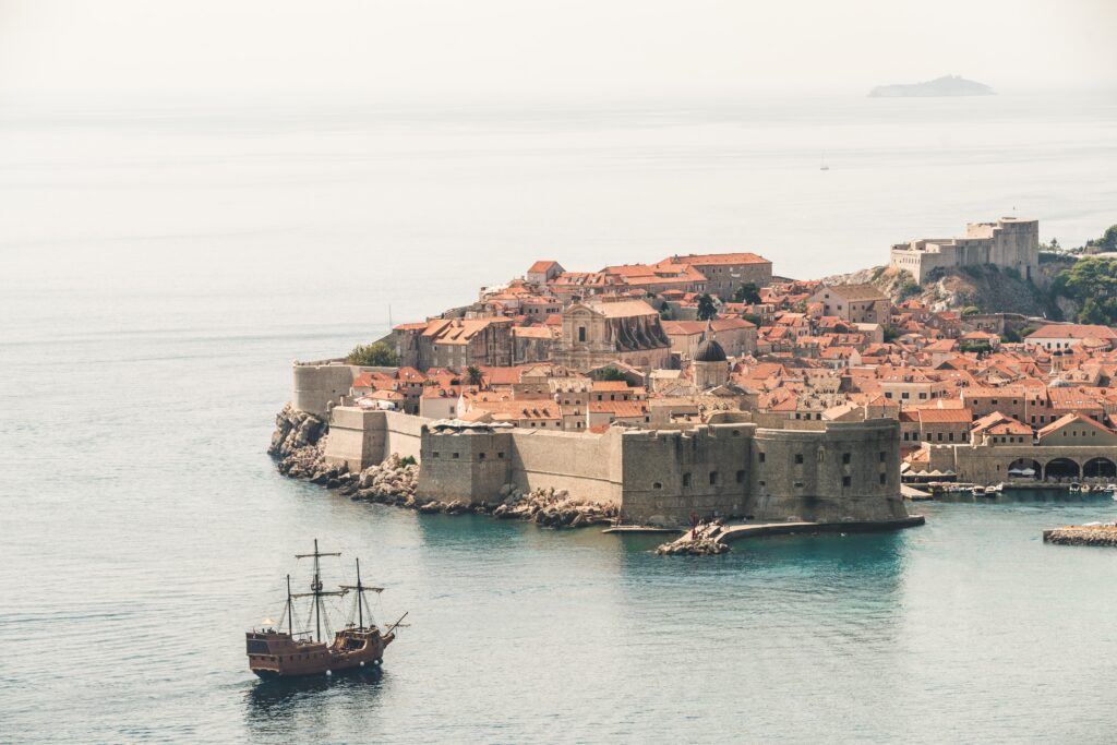 Grad u Hrvatskoj je najveća turistička PREVARA na svetu? ZAMKE koje morate da izbegnete
