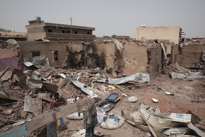 NOVE BORBE U SUDANU UPRKOS PRIMIRJU: Milioni Sudanaca zarobljeni u borbama između dva generala