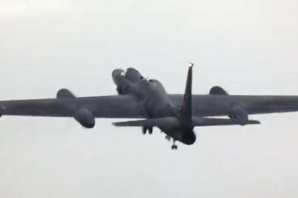 AVION KOJI JE NAPAO JUGOSLAVIJU LETI BLIZU SRBIJE: Ovo je najopasniji bombarder na svetu (VIDEO)