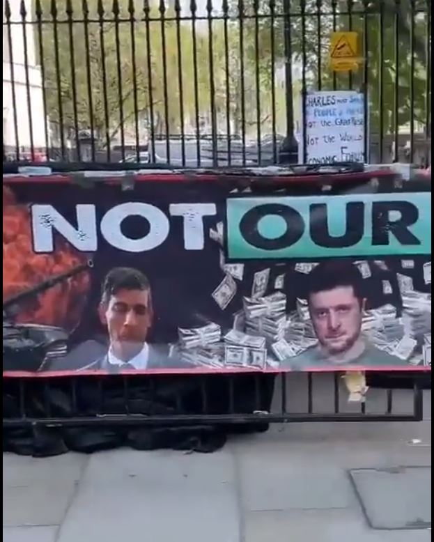I LONDON VIDI ISTINU: Na ulicama transparenti protiv Zelenskog i Sunaka VIDEO