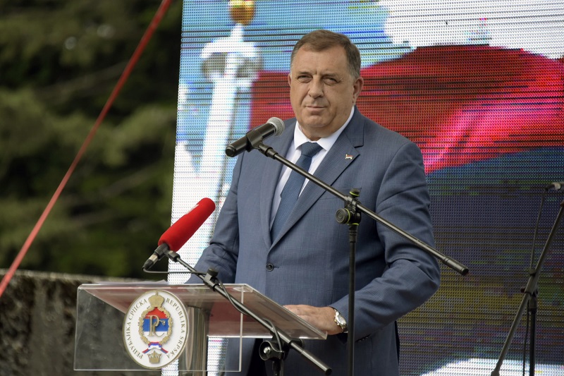 SRPSKA IMA SUVERENITET: Milorad Dodik poručio Bećiroviću da prouči ustav – BIH je „država koliko-toliko“