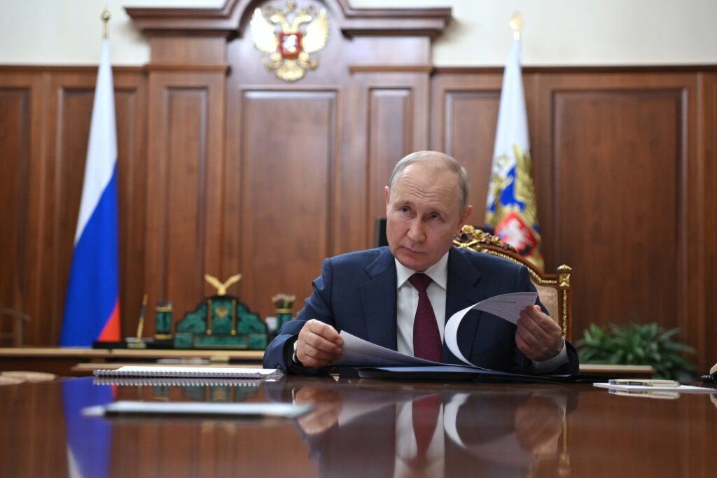 „PRED NAMA JE VAŽAN ZADATAK“: Putin objavio video poruku, govorio o velikom izazovu joji je pred Rusijom (VIDEO)