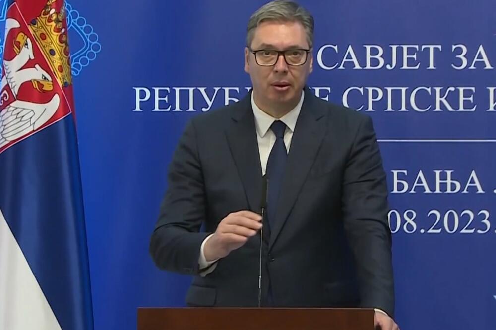 „TRPIM NESNOSNE BOLOVE“: Predsednik Srbije na konferenciji rekao da se ne oseća dobro, pa istakao i šta ga muči
