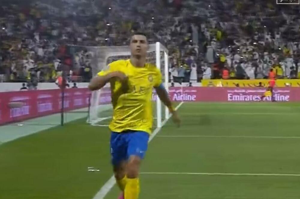 TEŠKO PODNEO PORAZ: Kristijano Ronaldo poludeo nakon duela sa Mitrovićem (VIDEO)