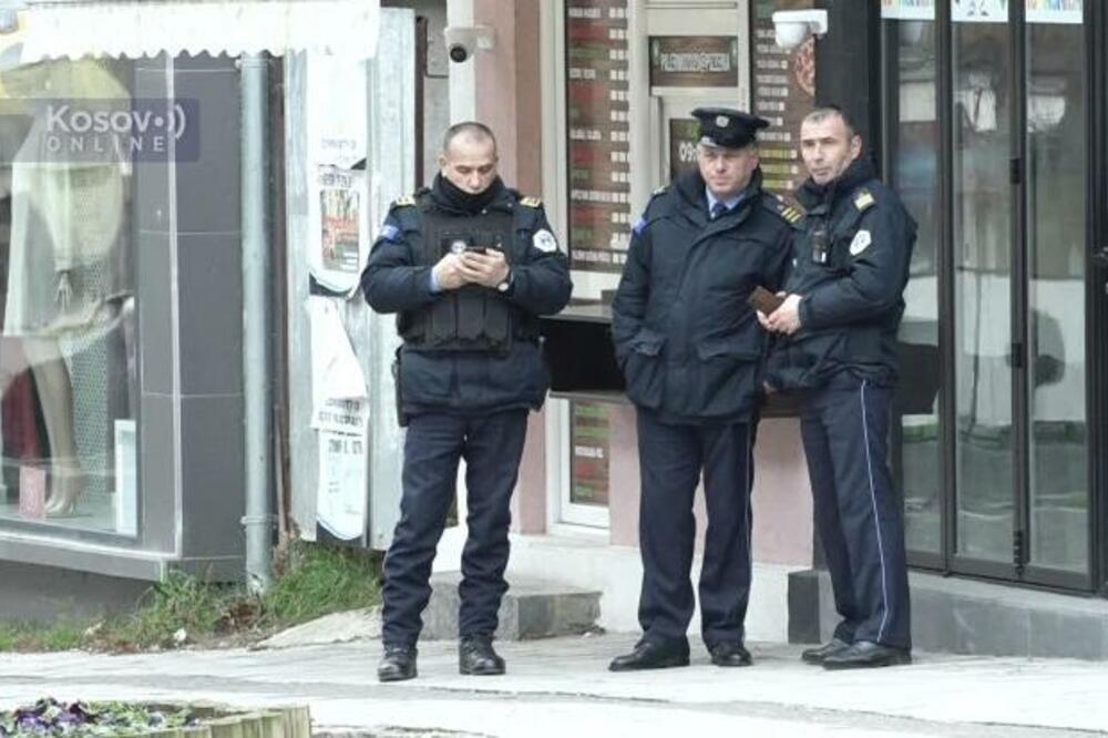 TZV. KOSOVSKU POLICIJU NAPUSTILA SEDMORICA SRBA: Ostavke u Leposaviću, Zvečanu i Mitrovici