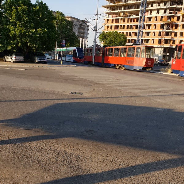 TEŠKA NESREĆA JUTROS : Sudar tramvaja i autobusa u Beogradu, najmanje 10 povređenih