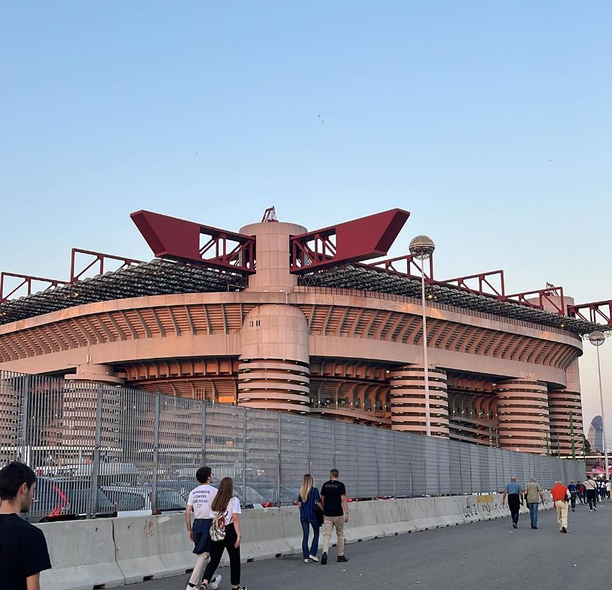 SELE SE SA SAN SIRA: Milan najavio odlazak sa čuvenog stadiona, i izgradnju novog velelepnog hrama fudbala