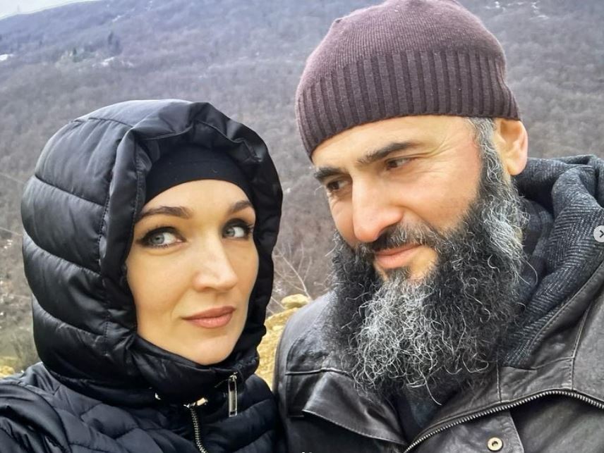 PRELEPE SU! Žena pokojnog muftije Zukorlića objavila fotografiju sa majkom