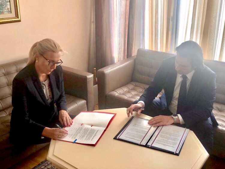 PREKO POTREBNA SARADNJA DVE DRŽAVE: Srbija i Crna Gora potpisale dopunu Ugovora o izručenju