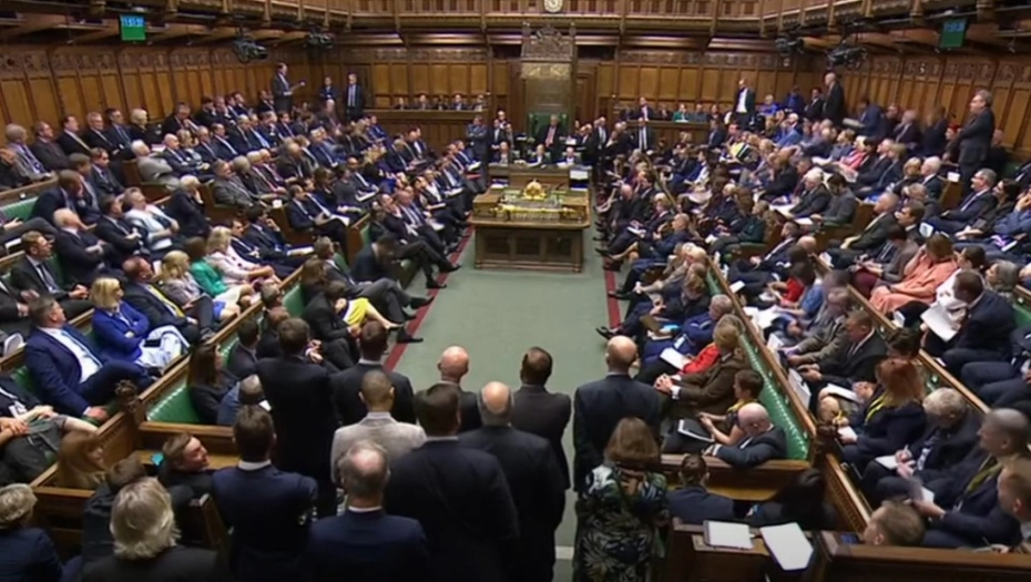 POLITIČAR OPTUŽEN ZA SILOVANJE: Veliki skandal potresa parlament Velike Britanije